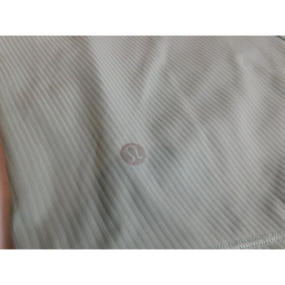 Lululemon Base Pace Ribbed Tank Top Silver Blue size 6 (Sage Green) - Picture 6 of 6